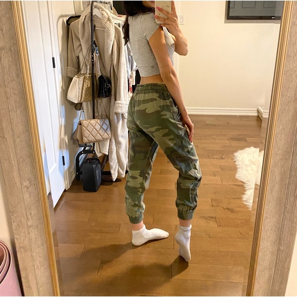 TNA CAMO PANTS - Picture 2 of 5